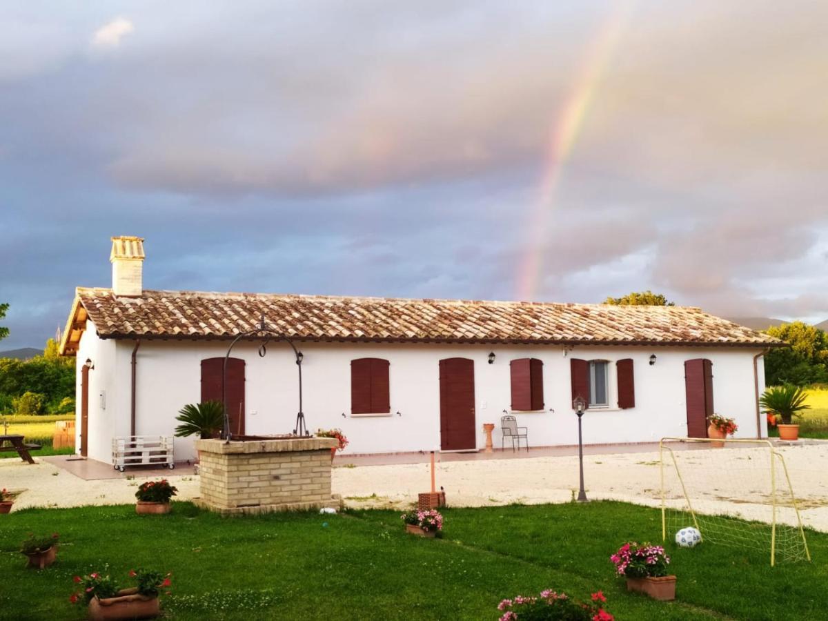 Agriturismo " Le Serre" Spello Exterior foto